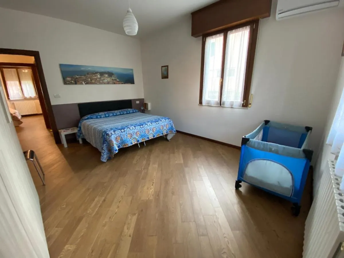 Apartment Appartamenti Altea Sirmione