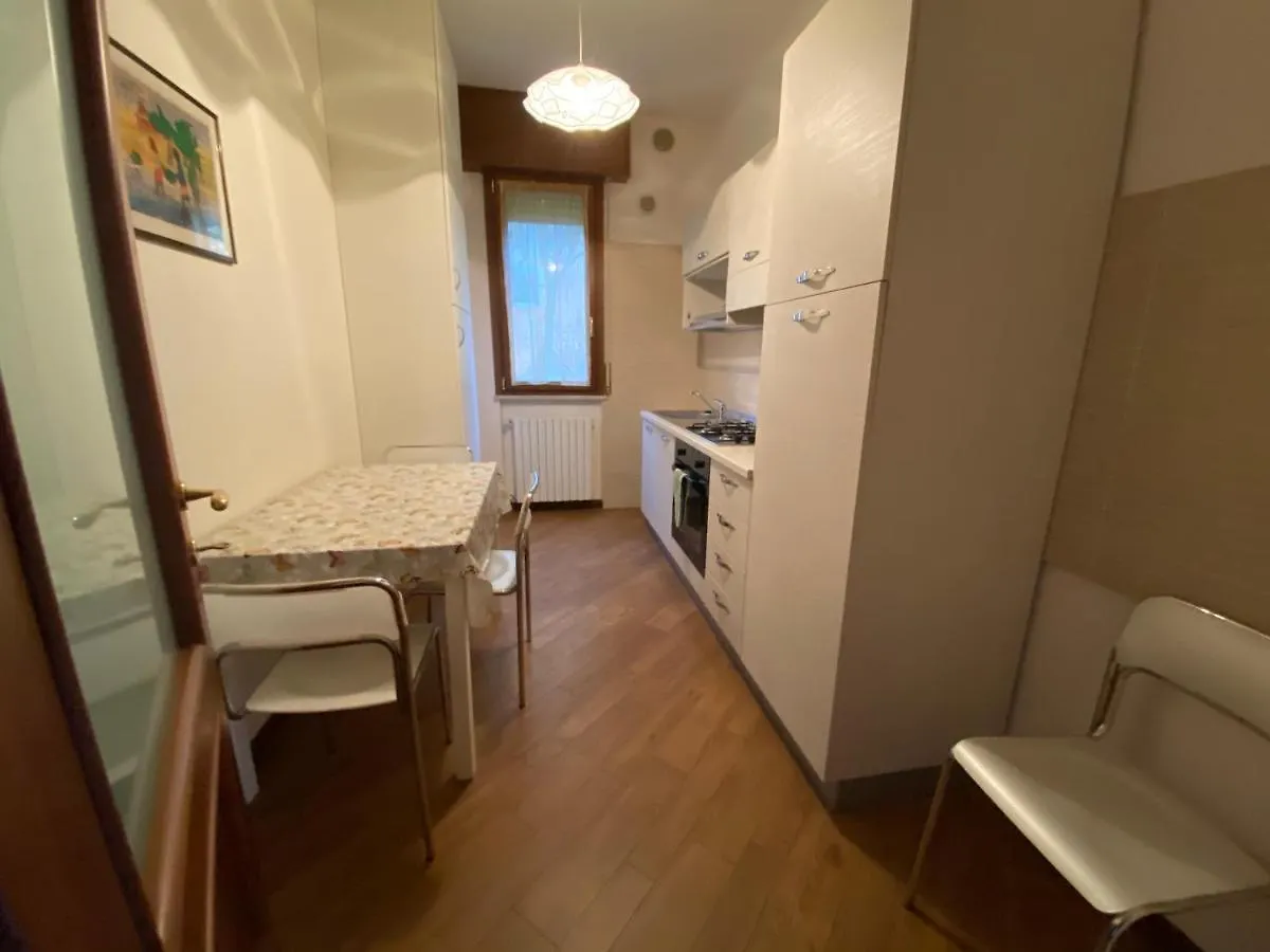Apartment Appartamenti Altea Sirmione Italy